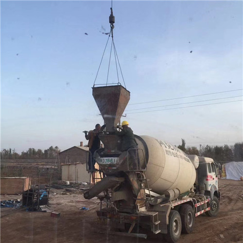 杭州市“精准瞄准”—— 吊车的 “定位导航” 技术